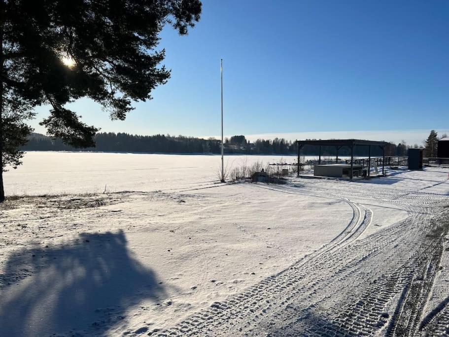 Attraktiv & Smart Funkishytte Pa Nes Strandhager. Årnes Buitenkant foto